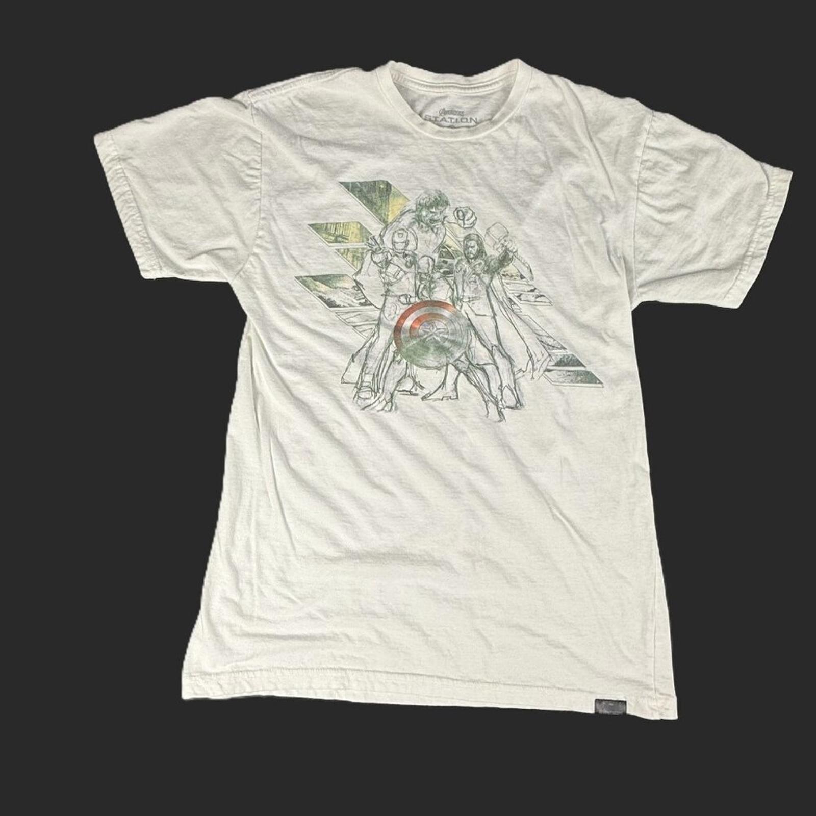 Men s Medium White Marvel Avengers T-shirt S