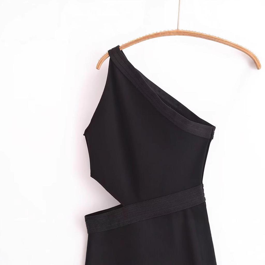 2025 Spring Women's Asymmetrical Off-Shoulder Dress In European and American Style