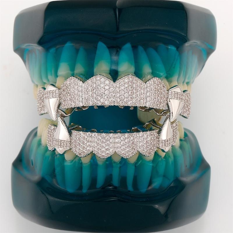 Lightweight Vampires Fangs With Gold Silver Color Options Sturdy Copper Costume Teeth For Theme Parties