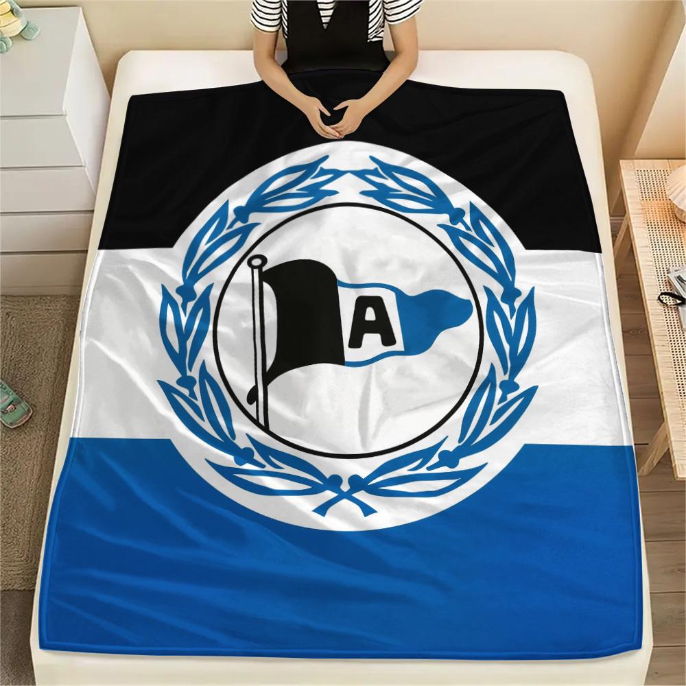 

Племенной плед DSC Arminia Bielefeld, Высококачественный, Удобный для всех сезонов, Декор для дома, Тепло и Уют 80cm x 120cm