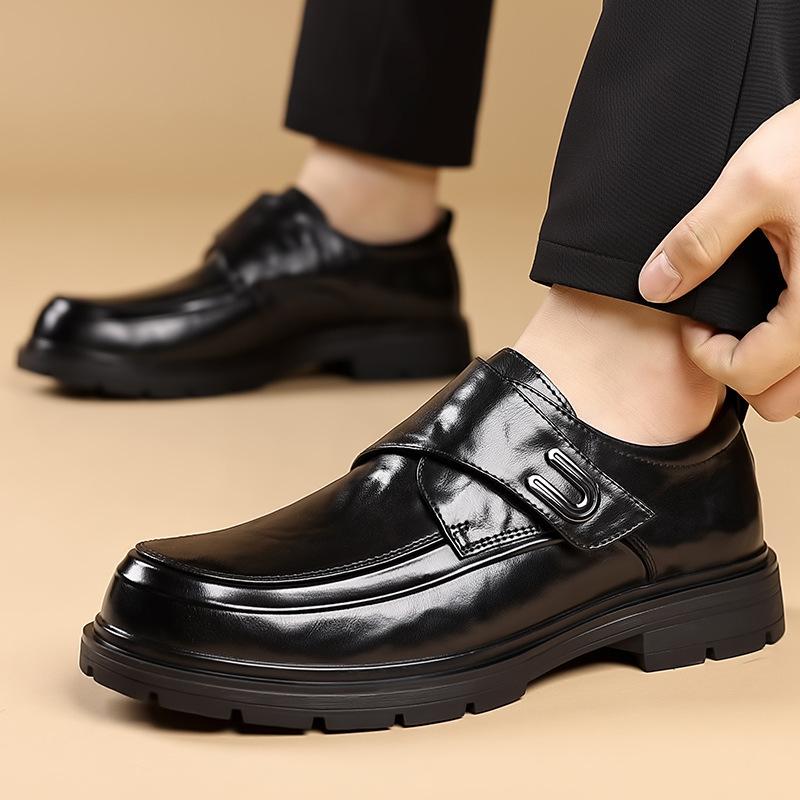 2025 nuevos zapatos de cuero casuales versátiles transpirables de suela blanda de moda para hombre, zapatos de negocios de estilo británico para hombre 2369