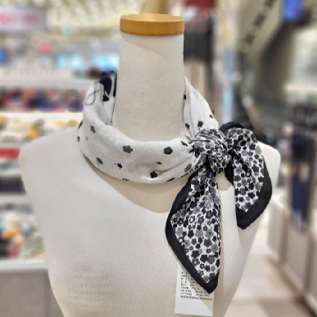 

Arnaldo Basini Flower Petite Scarf (ABS-2023-1)