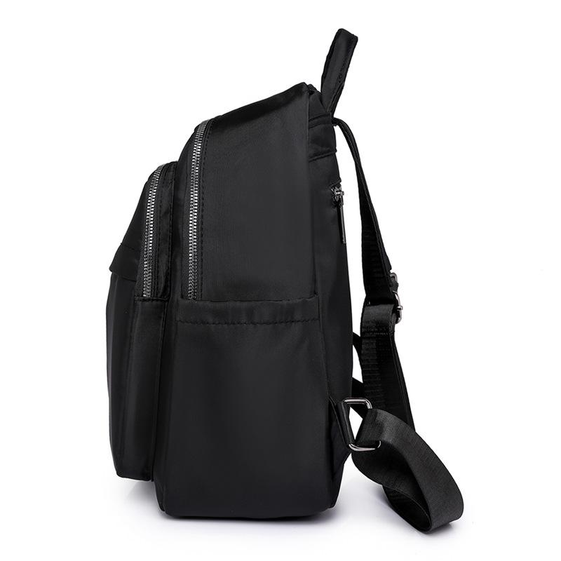Simple and atmospheric backpack, durable travel, going out schoolbag, fashionable and versatile student 2025 new large-capacity bag