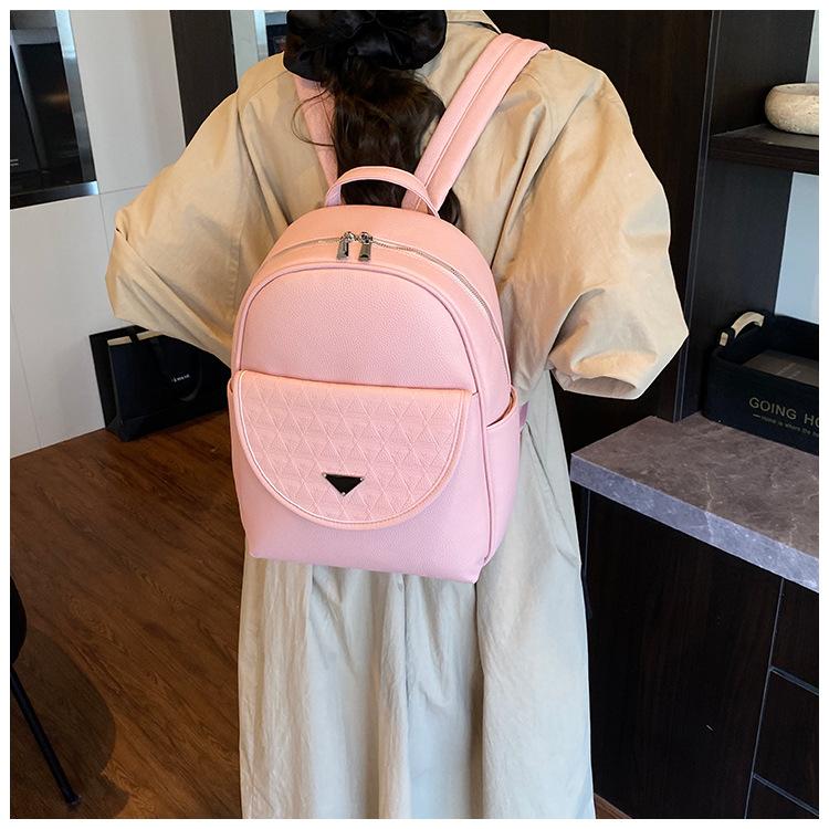 Women's fashion casual soft leather bag light women's travel backpack trendy college bag backpack