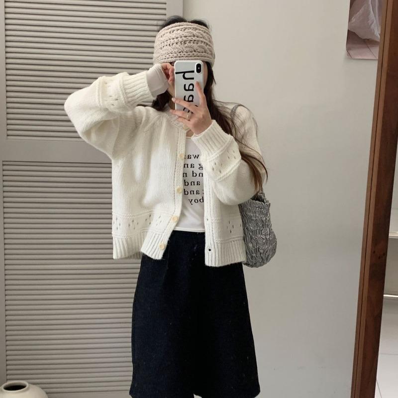 Early Spring New Sweet Hollow Knitted Cardigan Top Women's Versatile Soft Waxy Sweater Jacket Tide