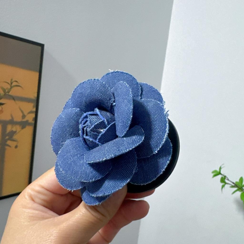 Cute 3D flower Magnetic suction bracket Foldable Griptok Phone Holder for IPhone Samsung Support Socket Pocket Grip Stand Bracke