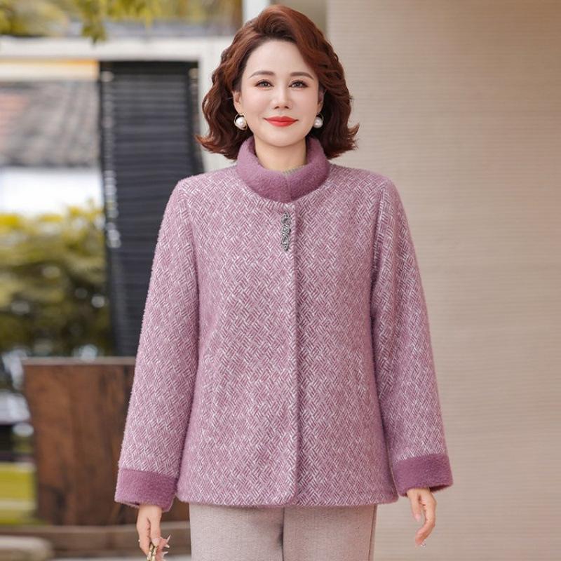 New noble and high-grade thickened mink women's clothing winter warm woolen jacket cardigan