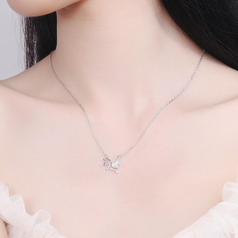 Summer new product hollow unicorn necklace Mori small fresh pendant Korean version fashion collarbone chain women