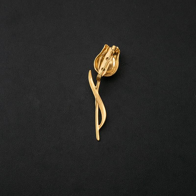 Light Luxury Metal Rose Brooch, Niche Elegant Creative Design Sense Exquisite Accessories