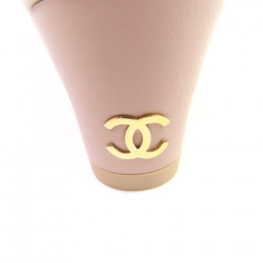 Chanel Sandały różowa skóra Kobiety 35.5 G35297 Używane