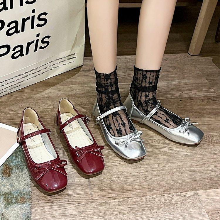 Ballet style shallow mouth single shoes new fashion bow glossy small leather shoes buckle simple flat shoes