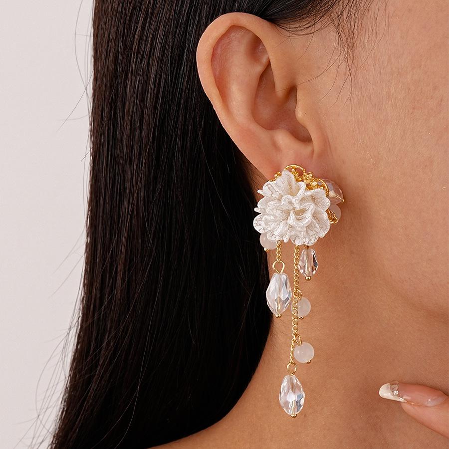 Boucles d'oreilles élégantes à pampilles de fleurs en acrylique - Argent sterling, perles de verre, design haut de gamme pour femmes