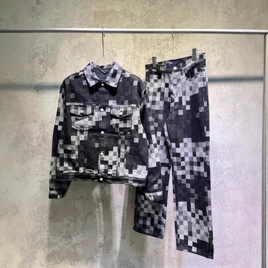 

High-Version Early Spring Checkerboard Embroidered Black Denim Jacket Set 46