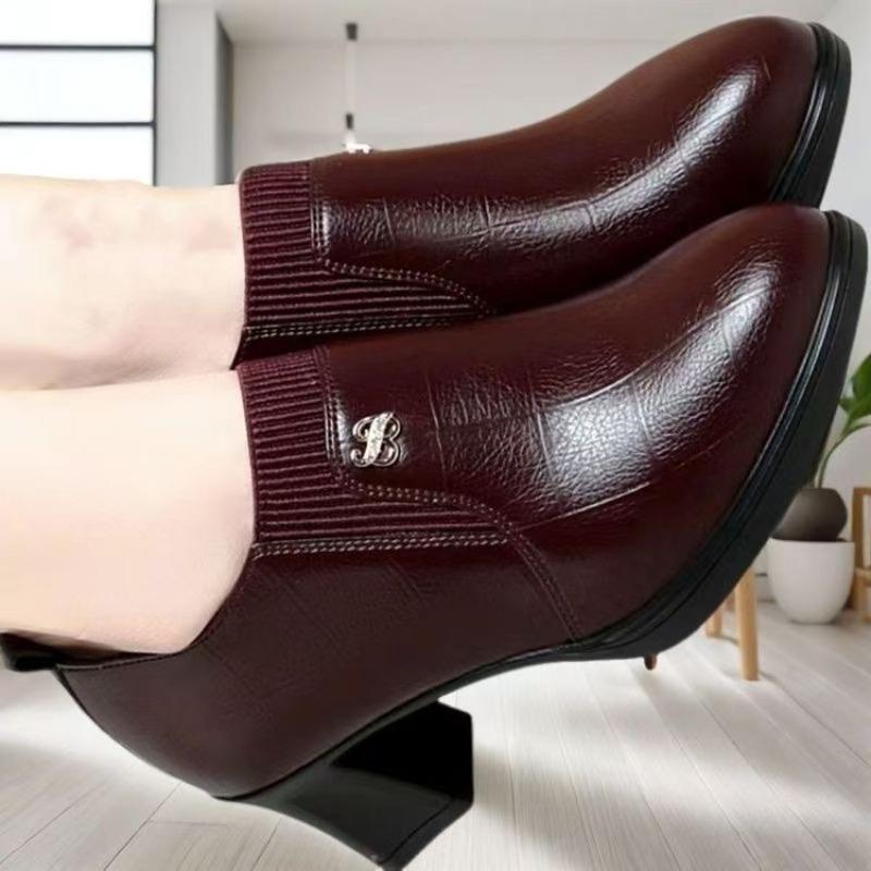 Thick heel deep mouth medium women's shoes middle-aged and elderly single shoes spring new shoes leather soft sole women's leather shoes