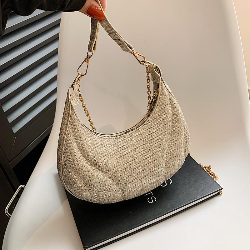 Stylish Crescent Shoulder Bag For Women 2024 Trendy Fashionable Pu Handbag With Zipper