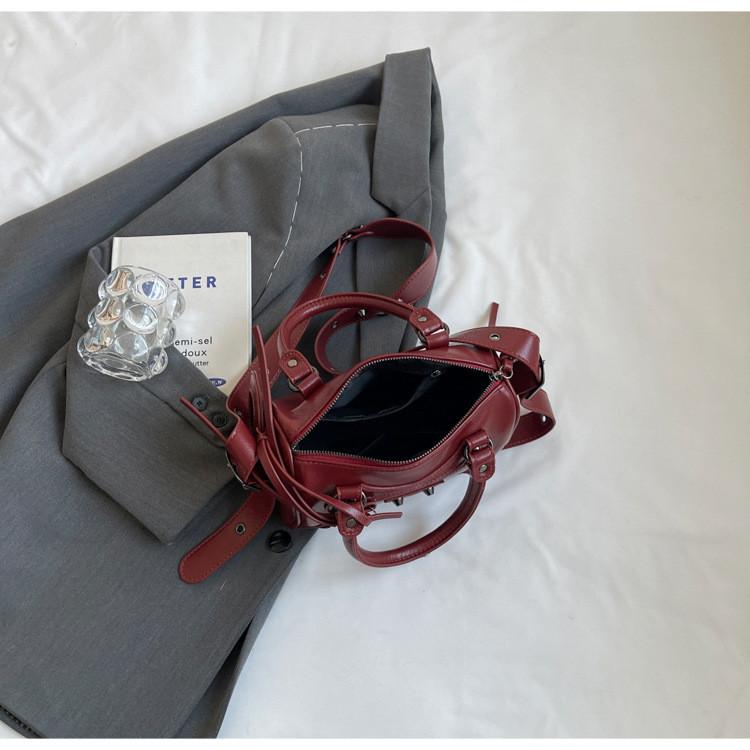 IELGY Сумка Boston в стиле Spice Girl премиум-класса с заклепками — фото 10