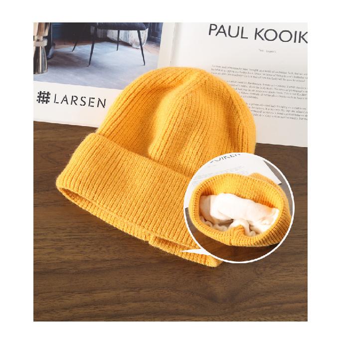 Women's autumn and winter solid-color, fleece-lined, warm knitted hat for outdoor activities, cycling, and cold weather protection, with ear flaps