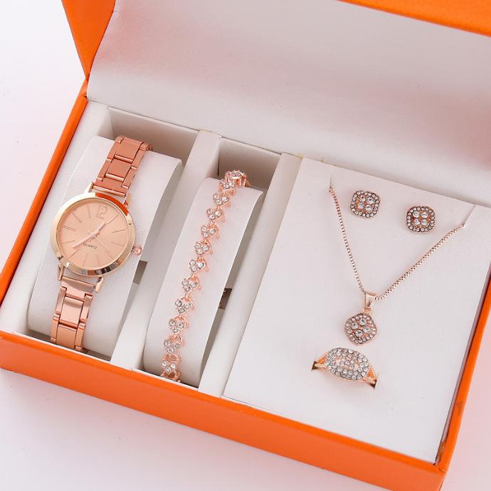 New Stylish And Simple Roman Pattern Diamond-Encrusted Quartz Watch Full Of Diamond Steel Belt Women S Bracelet Watch Bulk price