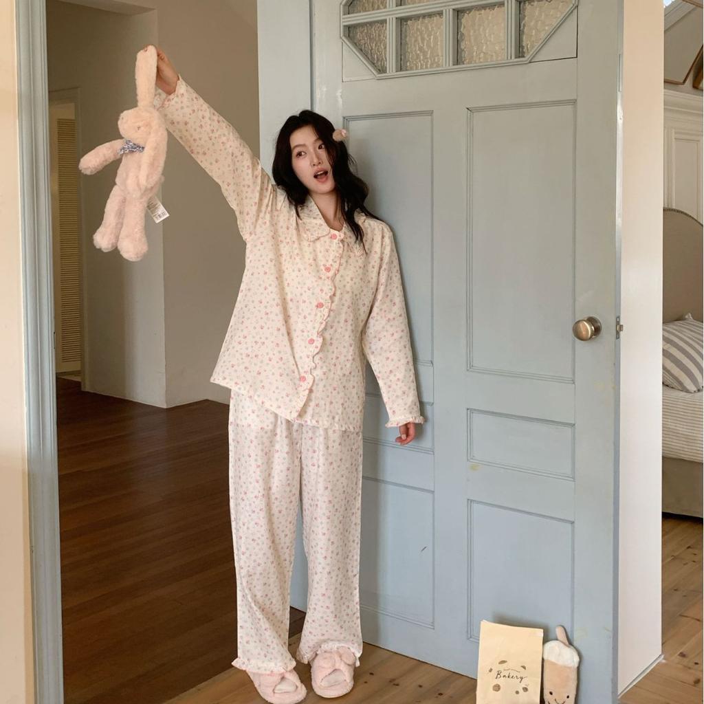 The new pajamas can be worn outside, the Korean version of the women's suit ins style simple pure cotton double-layer yarn breathable lace collar