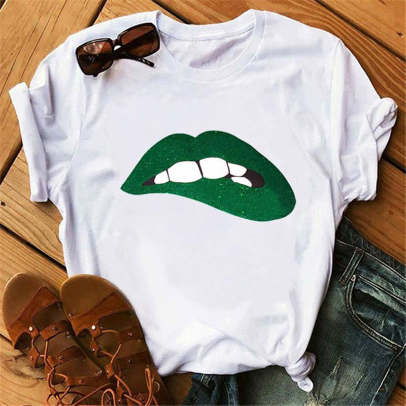 Korean Fashion Vintage Lip Graphic Women T-Shirt Goth 90S Summer Tees Loose White O-Neck Short Sleeve Y2K Tops Harajuku Blouses