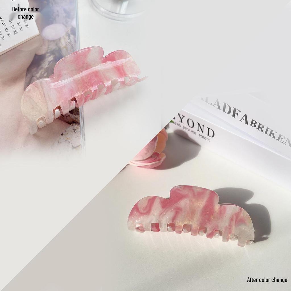 Akrylowa spinka do włosów zmieniająca kolor w stylu koreańskim - Słodki rekin