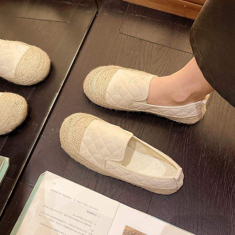 Xiaoxiangfeng fisherman shoes female lazy one-pedal flat-soled Doudou shoes spring and autumn new single shoes loafer shoes female