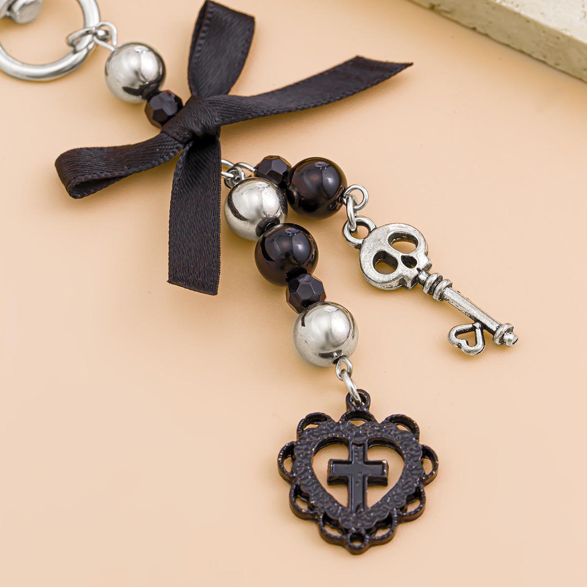 

Gothic Black Ribbon Bow Keychain Beaded Hollow Cross Heart Skull Key Pendant Bag Key Accessories Gift