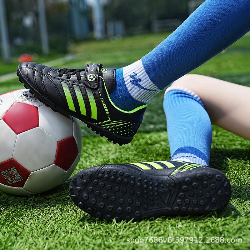 

Детские футбольные бутсы на липучке, сломанные шипы, для учеников начальной школы, тренировочная обувь для игры в футбол в зале, детские модели 38