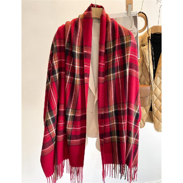 Autumn And Winter Imitation Cashmere Scarf With Grid And Versatile Temperament, Long Tassel Shawl For Warm Women