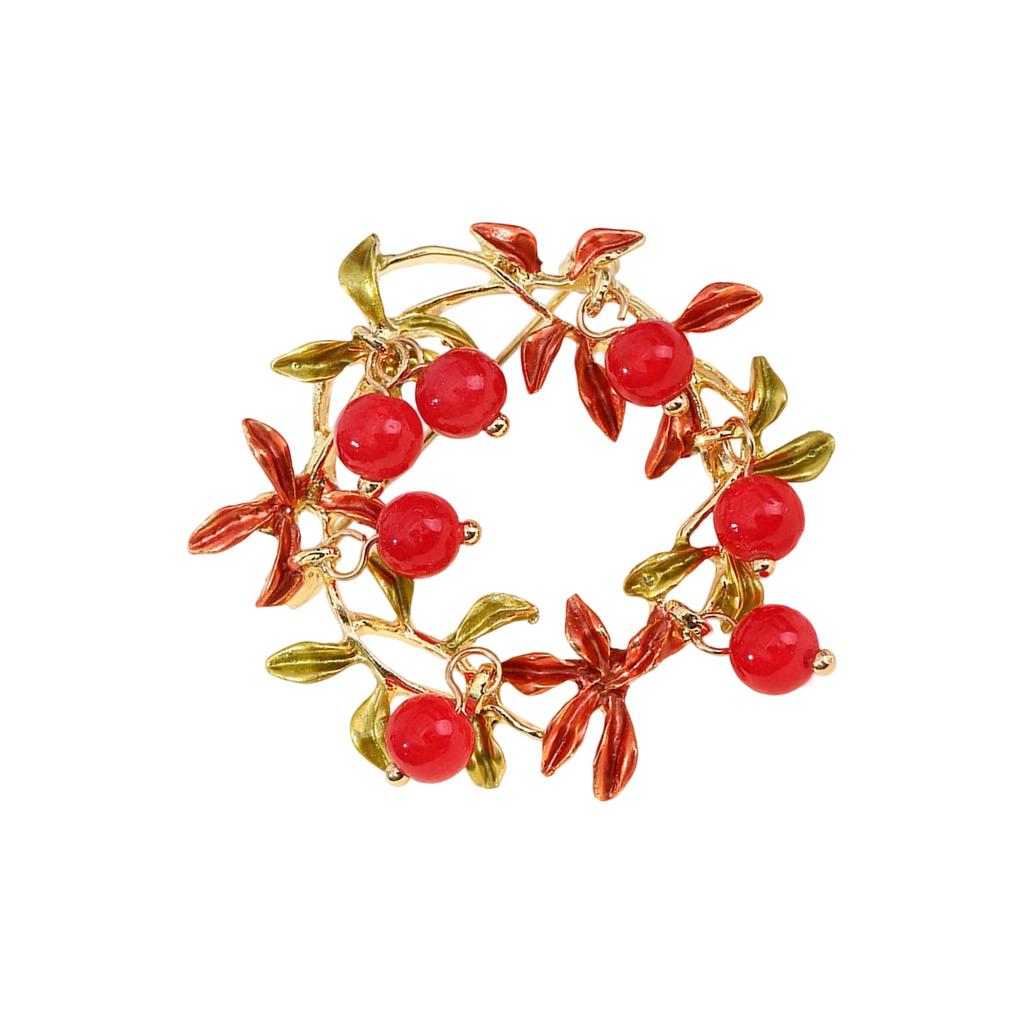 Lightweight Alloy Cranberry Brooch Fashion Accessory Pin For Everyday Wear And Stylish Occasions With Lasting Shine
