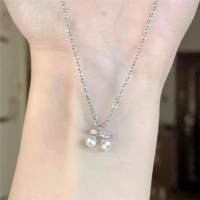 Chic Small Cherry Pendant Necklace for Women Simulated Pearl Accessories for Engagement Ceremony Zirconia Jewelry Gifts