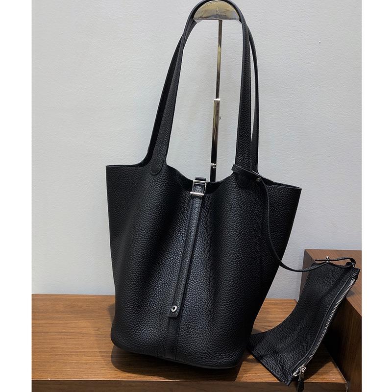Single shoulder vegetable basket bucket bag women's large-capacity commuter underarm bag tote bag first layer cowhide handbag