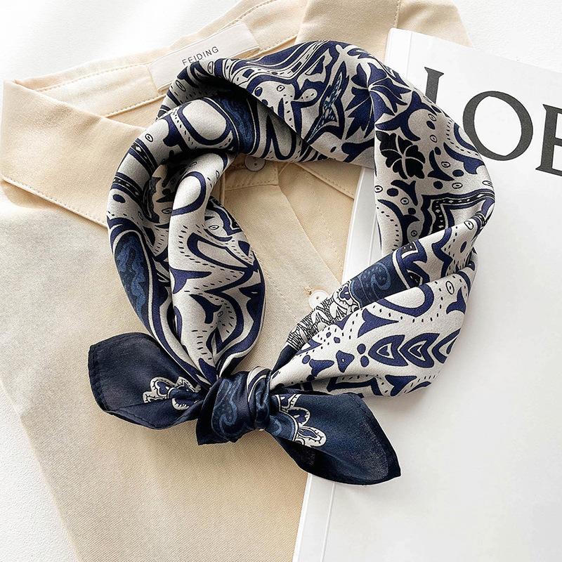 Korean version autumn and winter new printed silk small square scarf women's silk scarf decorative scarf warm scarf mulberry silk