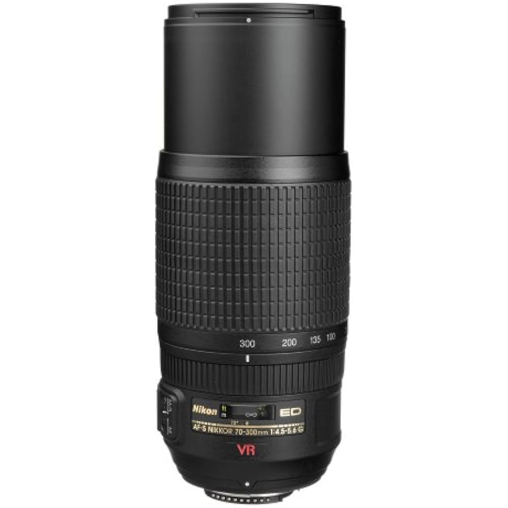 Nikon telephoto zoom lens AF-S VR Zoom Nikkor 70-300mm f/4.5-5.6g IF-ED full size compatible