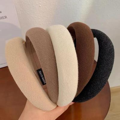 Bentișă Retro Franceză Lată cu Craniu și Cap de Burete pentru Femei - Accesoriu Păr Culoare Cafea cu Lapte