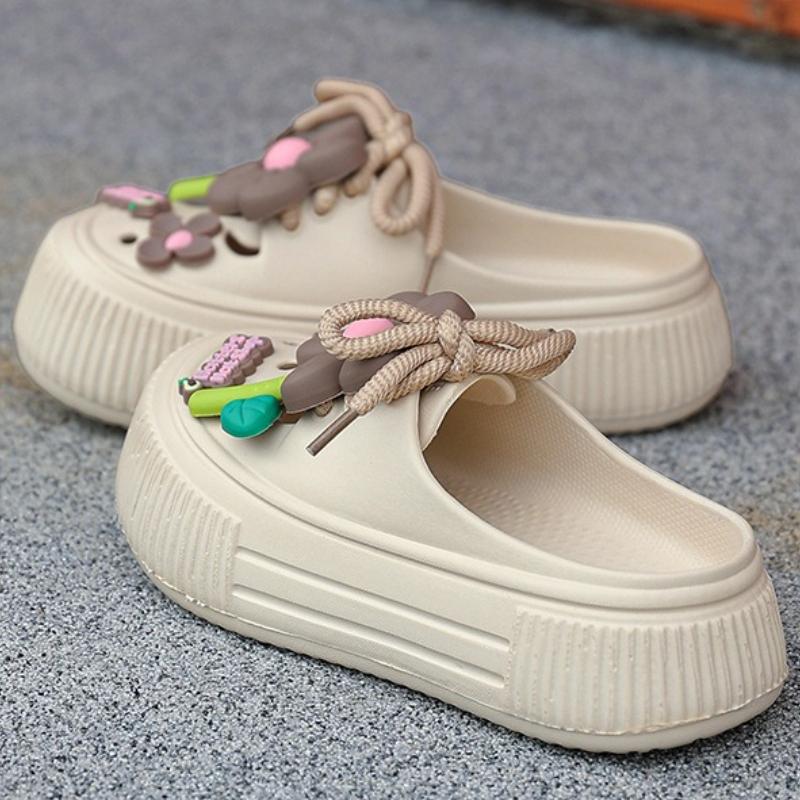 Fashion Women Platform Slippers DIY Flower Decoration Fashion Clogs Soft EVA Female Home Street Slides Close Toe Ladies Leisure Sandals