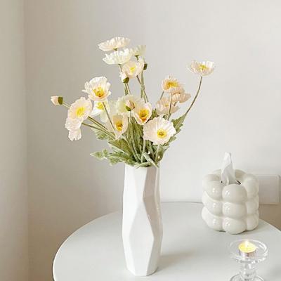 Künstliche Blumen Seidenblumen Zweig mit Stielen Real Touch Fake Flower Arrangement