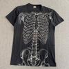 Vintage 1978 Leslie Arwin Anatomie Röntgenbild Skelett Herren Klein Schwarz Unisex T-Shirt