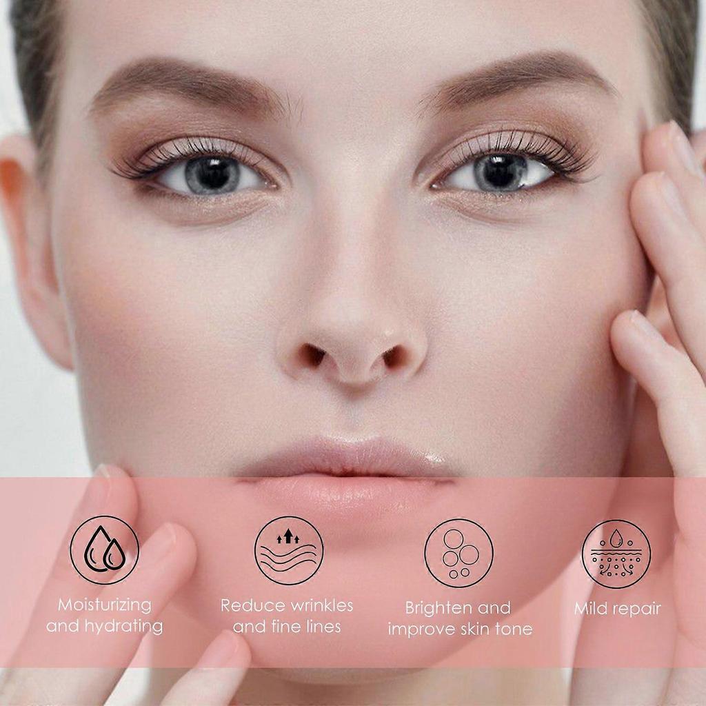 West Month Vitamin C Facial Essence Hydrates, Moisturizes, Whitens The Face And Reduces Fine Lines