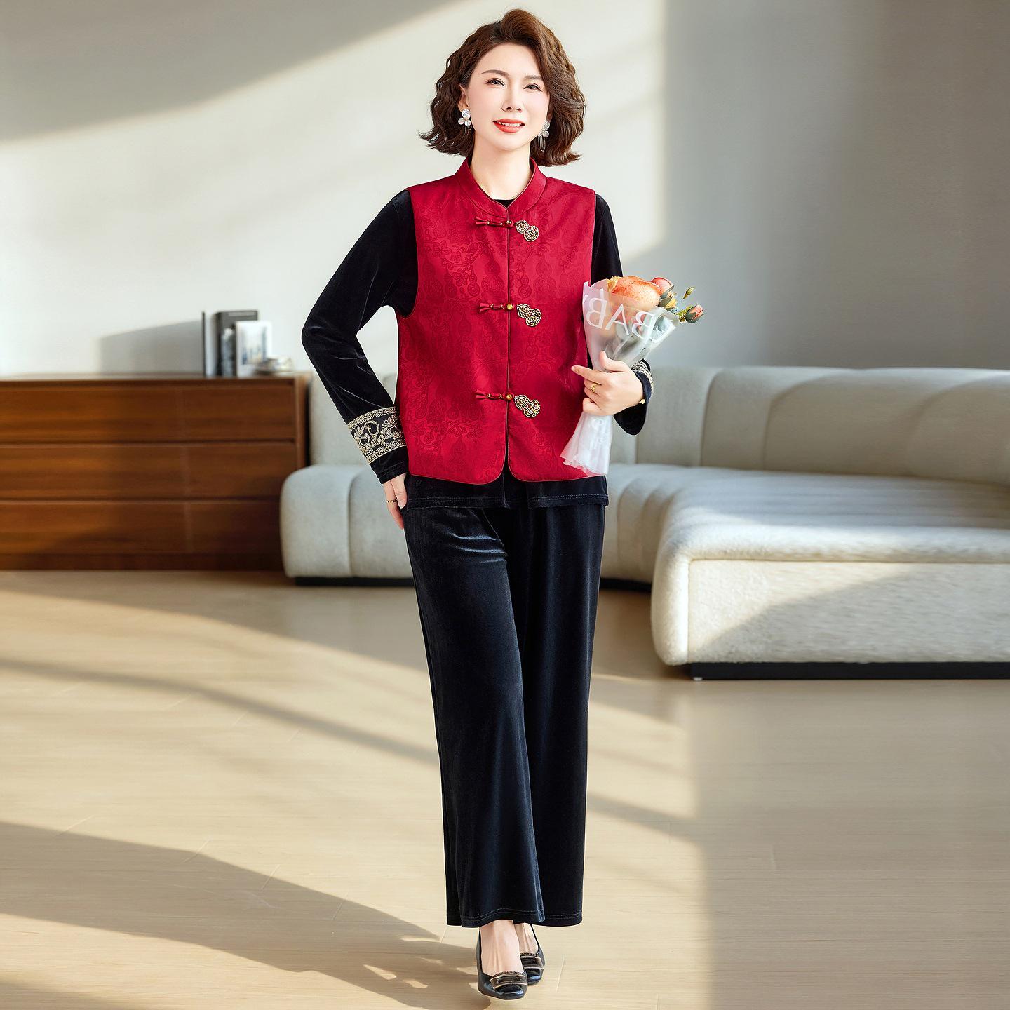 

Embroidered Spring Outfit: Stylish Three-Piece Set for Middle-Aged and Elderly Women 4XL (recommended 140-155 lbs)