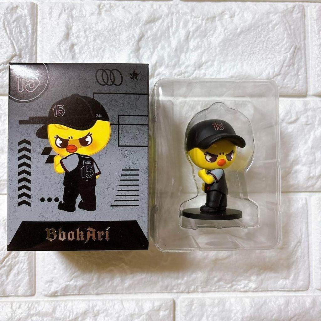 [USED] straykids SKZOO Stadium Figure Pogari