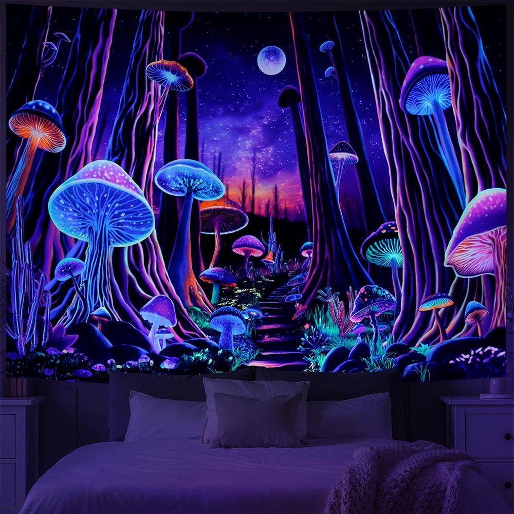 UV Reactive Mushroom Wall Hanging Tapestry Black Light Night Glowing Alien Skull Tapestries Astronaut Art For Bedroom Decor