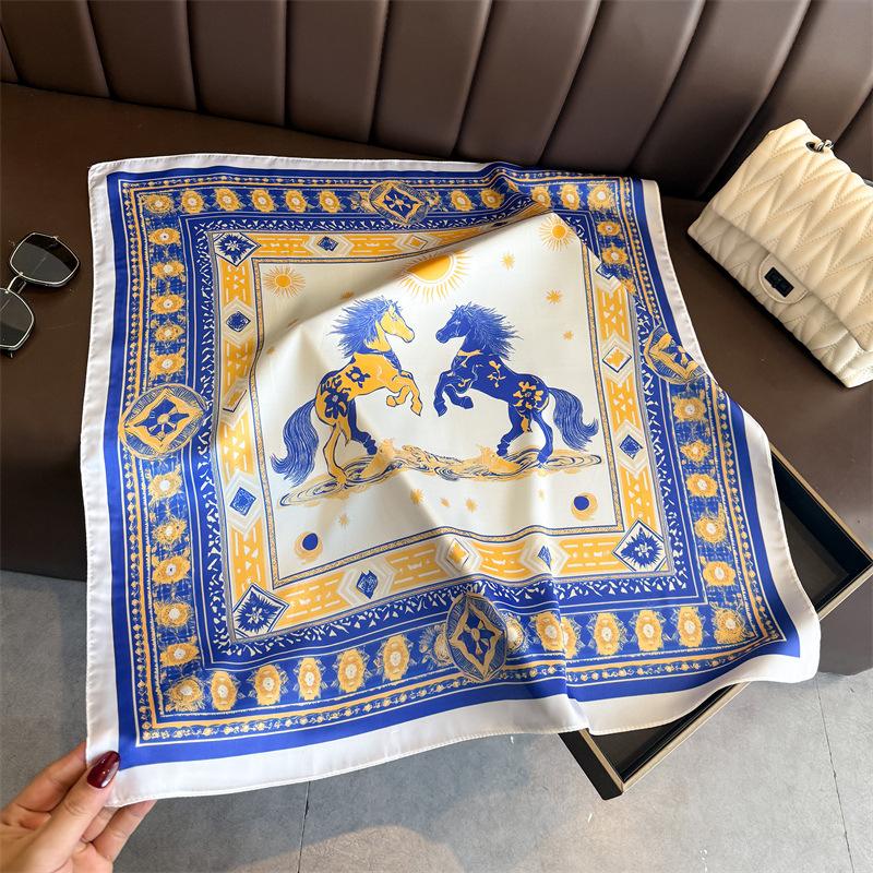 Women S Elegant Printed Square Scarf Sunscreen Fashion Neck Scarf 66*70cm