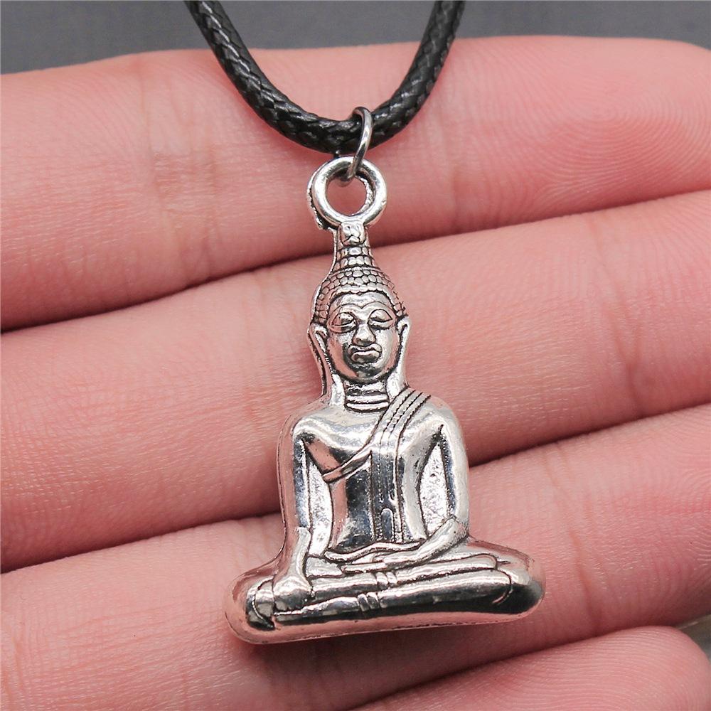 17 stilar Buddha-staty Hänge Halsband Svart Läderkedja Halsband Fabrikspris Handgjorda Smycken