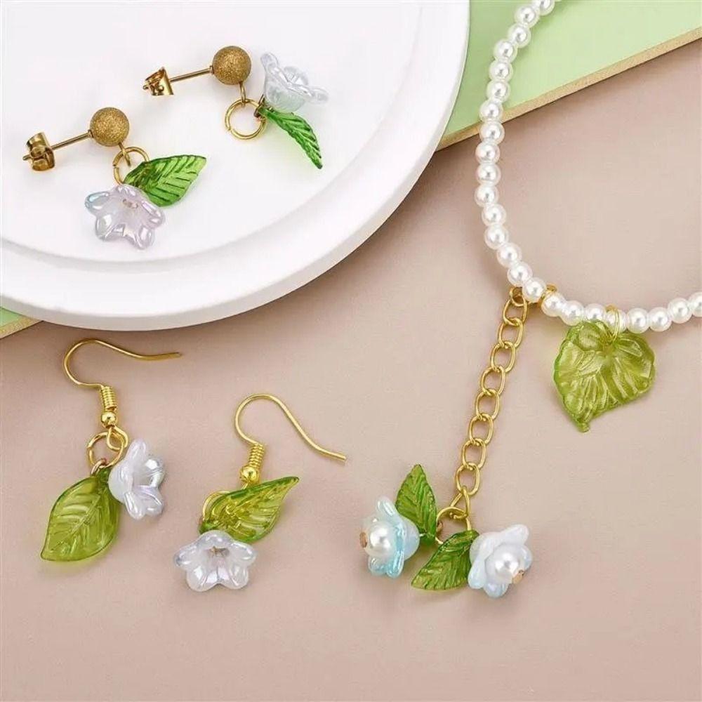 30pcs Leaf Shape Green Acrylic Leaf Beads Acrylic Beads Charms Leaf Shape Beads Women