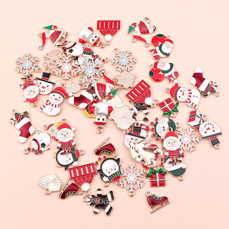 10pcs 15x22mm Cartoon Christmas Charms Enamel Santas Claus Charms Pendants for Jewelry Making DIY Necklace Earrings Accessories