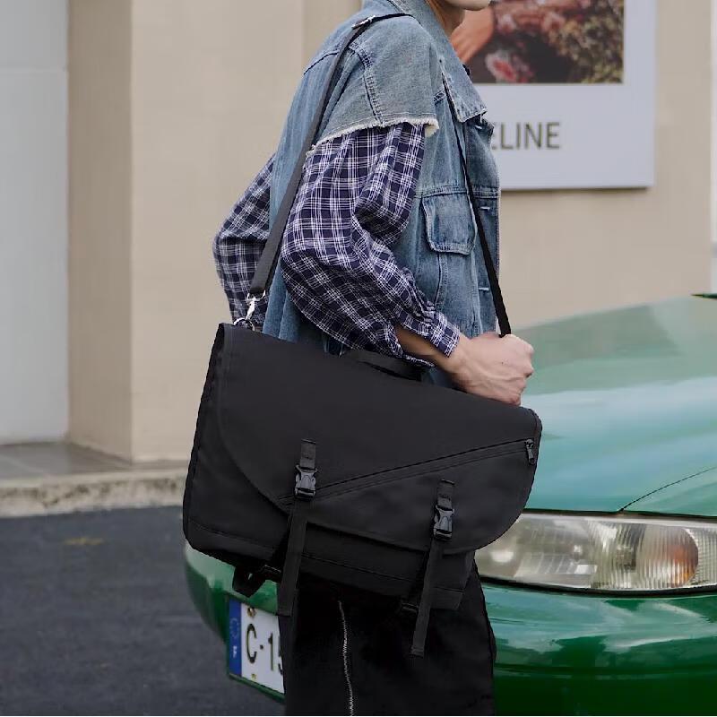 Versatile Crossbody Laptop Tote Bag
