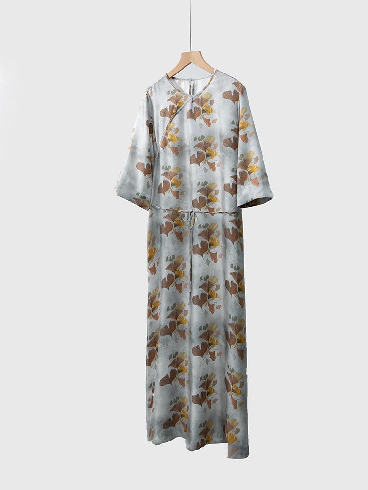 20mm Twill Silk Mulberry Tie-Waist Slimming Dress, Round Neck, Three-Quarter Sleeves, Elegant Long Dress