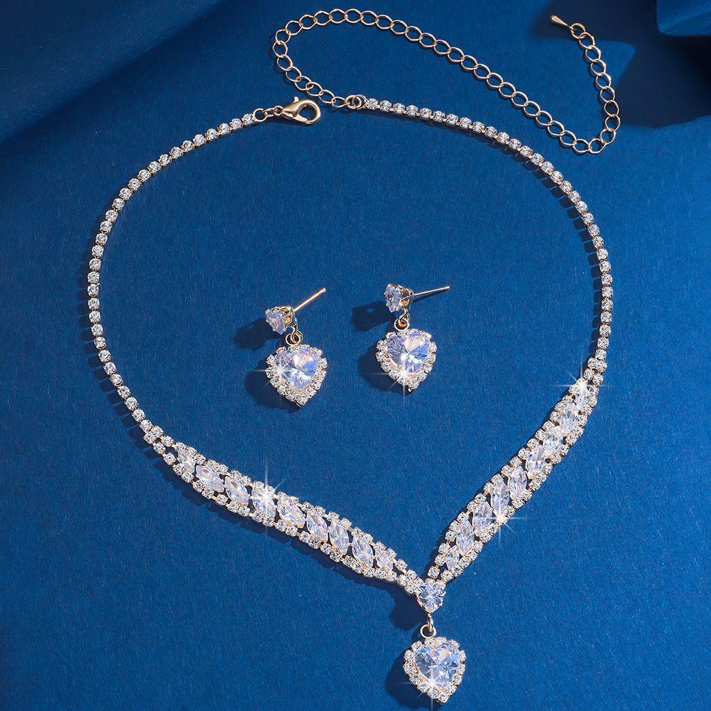 3PC Women's Fashion Heart Shaped Necklace Earrings Jewelry Set Design Sense Suitable for Wedding, Party, Festival Gifts-8522