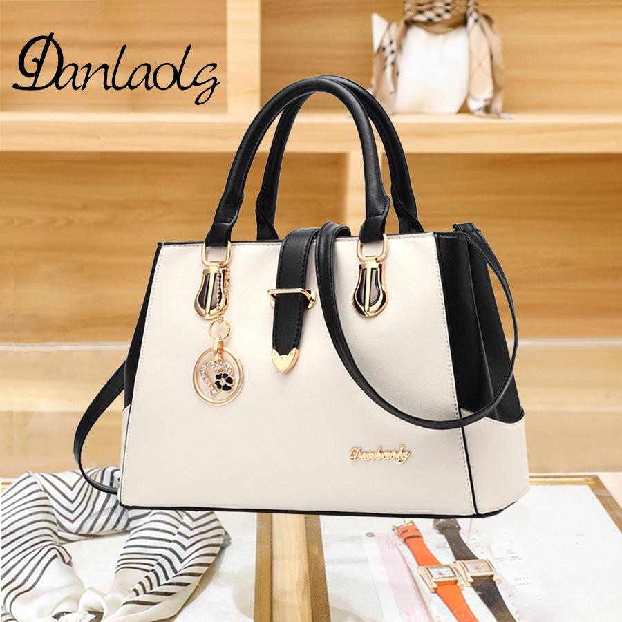 

2024 Новые европейские и американские модные женские сумки, сумки-мессенджеры и сумки через плечо белый